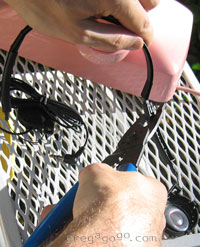 Breaking the earpiece